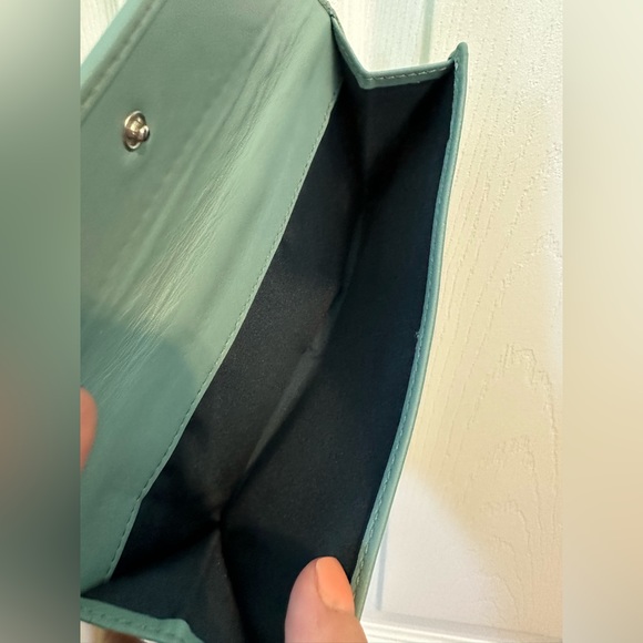 VINTAGE ROBIN EGG BLUE COACH WALLET IN GREAT CONDITION - Picture 12 of 13